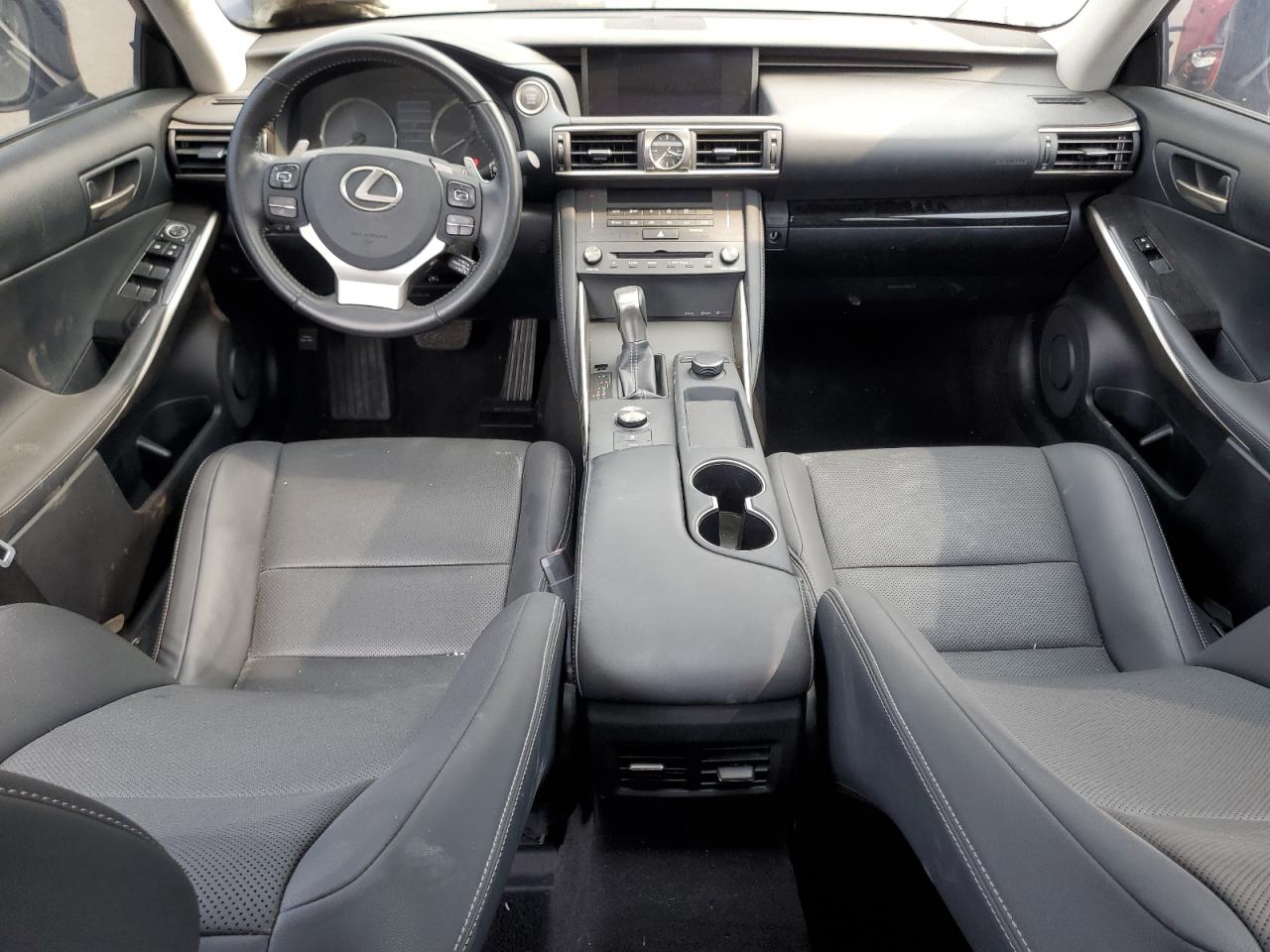 Lexus Is 300 Image 11