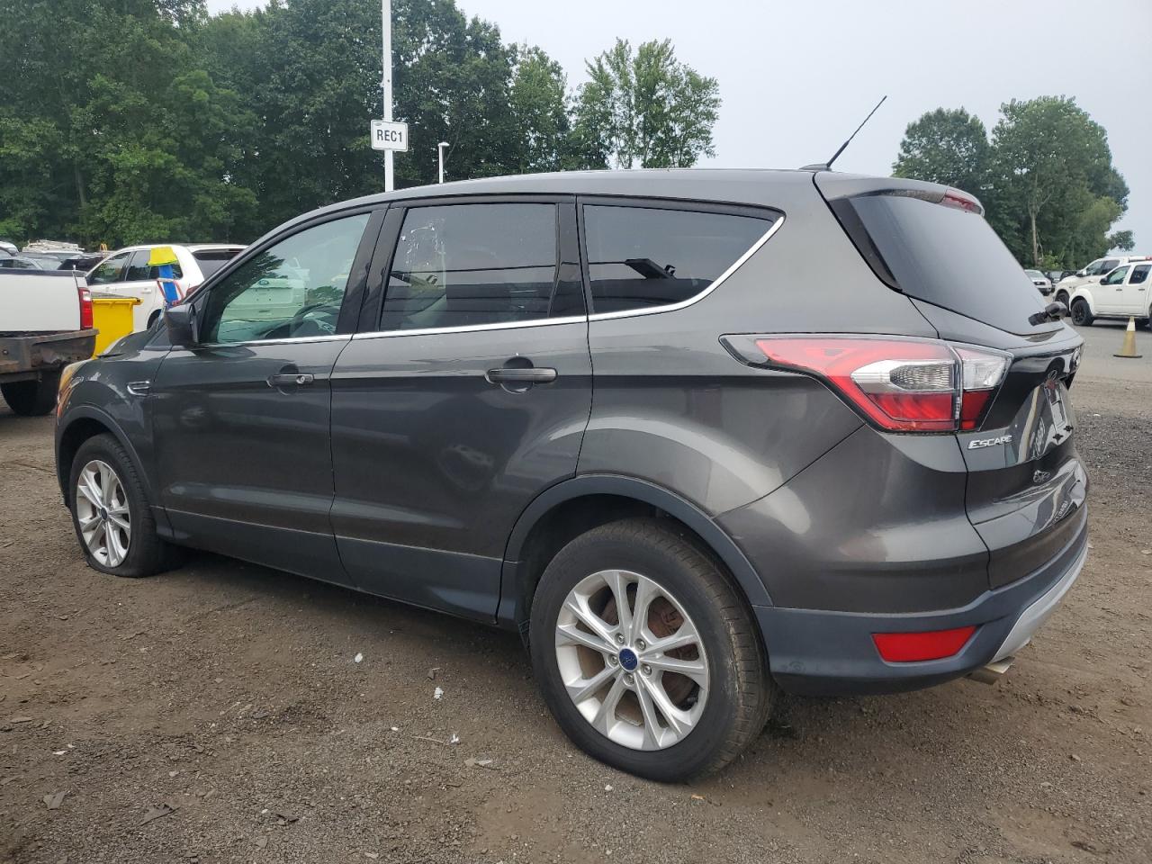 Ford Escape Se Image 12