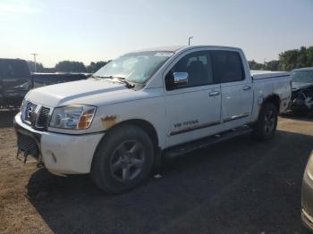  Salvage Nissan Titan
