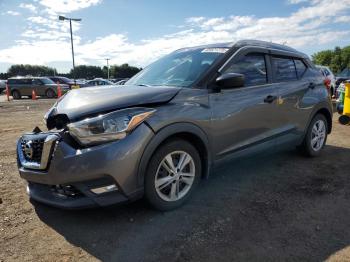  Salvage Nissan Kicks
