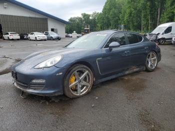  Salvage Porsche Panamera
