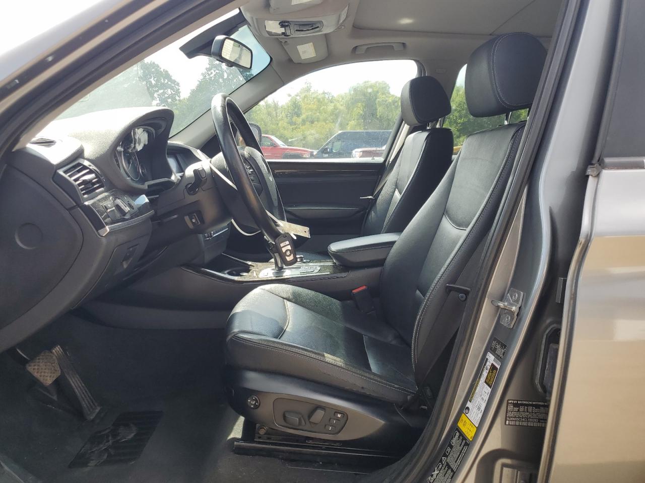 BMW X Series Xdrive28i Image 10