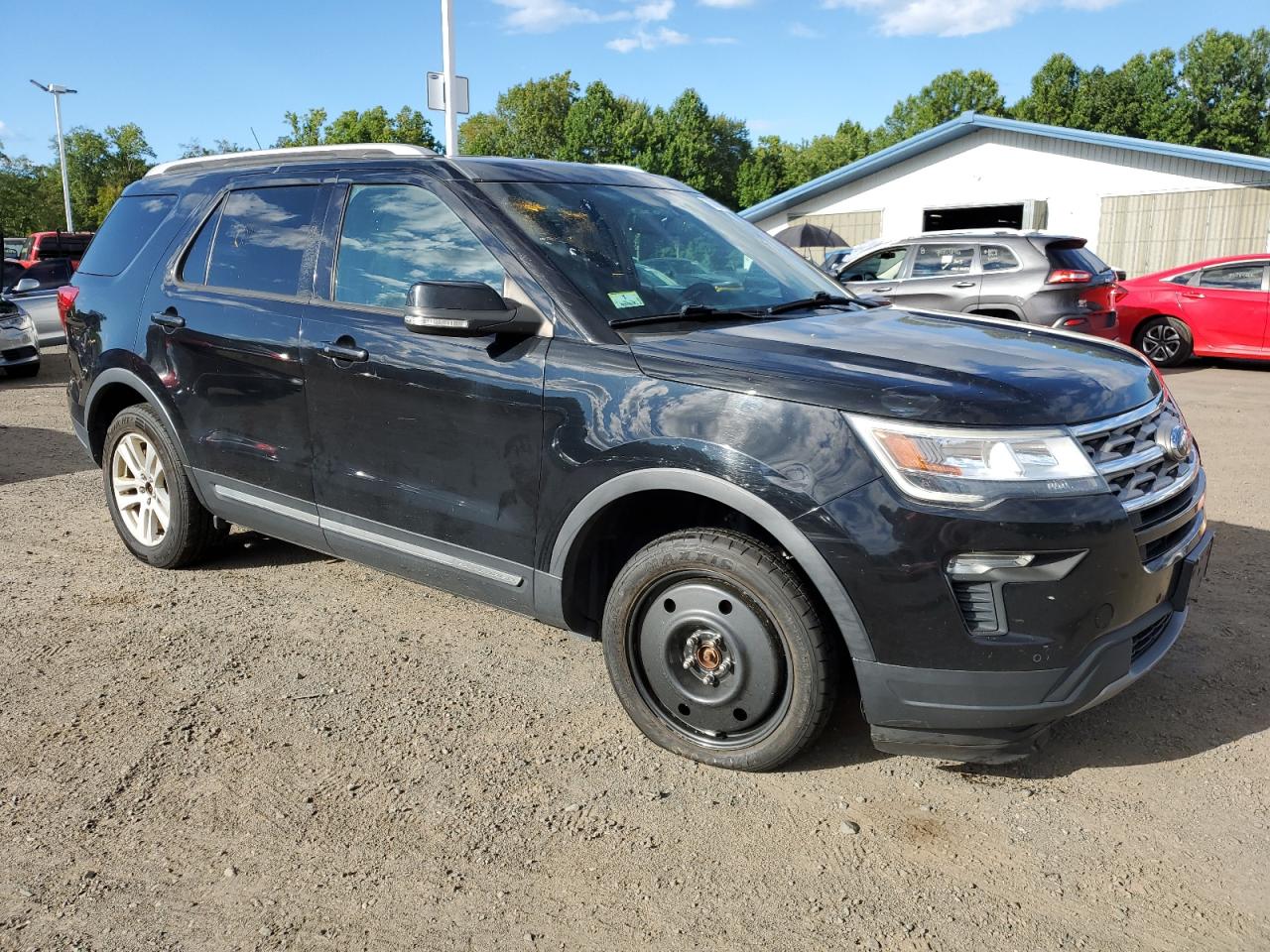 Ford Explorer Xlt Image 6
