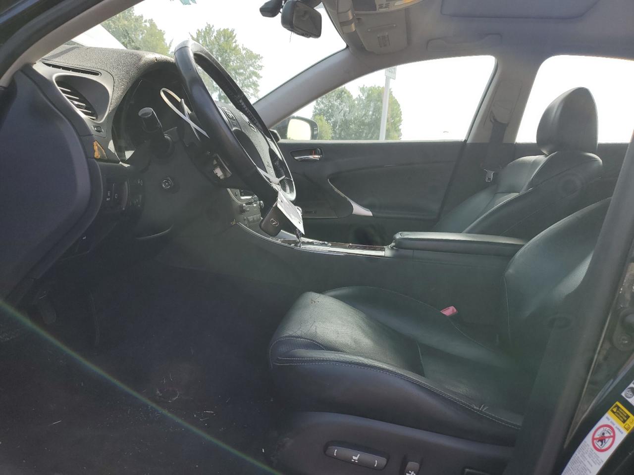 Lexus Is 250 Image 4