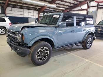  Salvage Ford Bronco