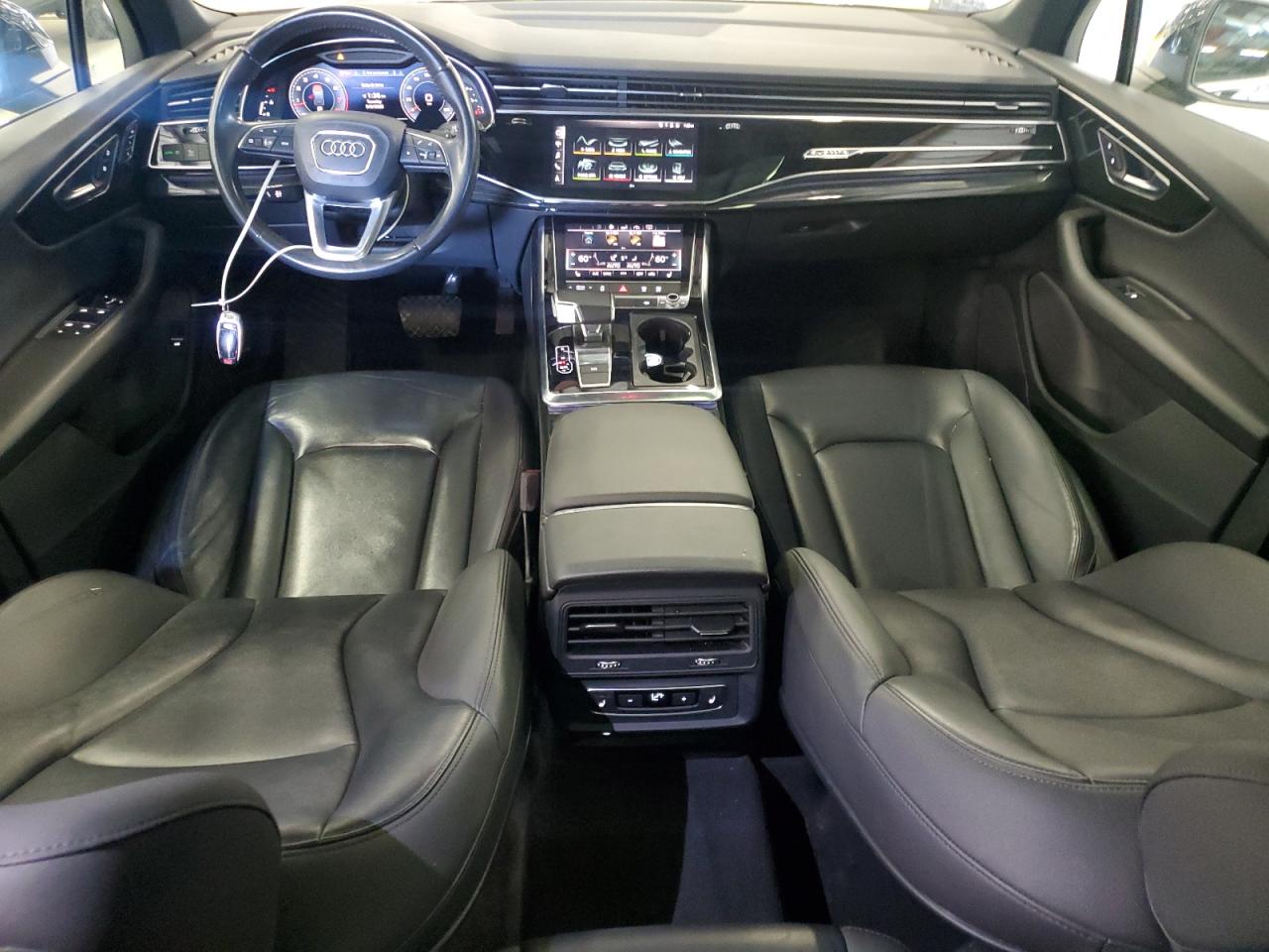 Audi Q7 Premium Image 10