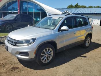  Salvage Volkswagen Tiguan