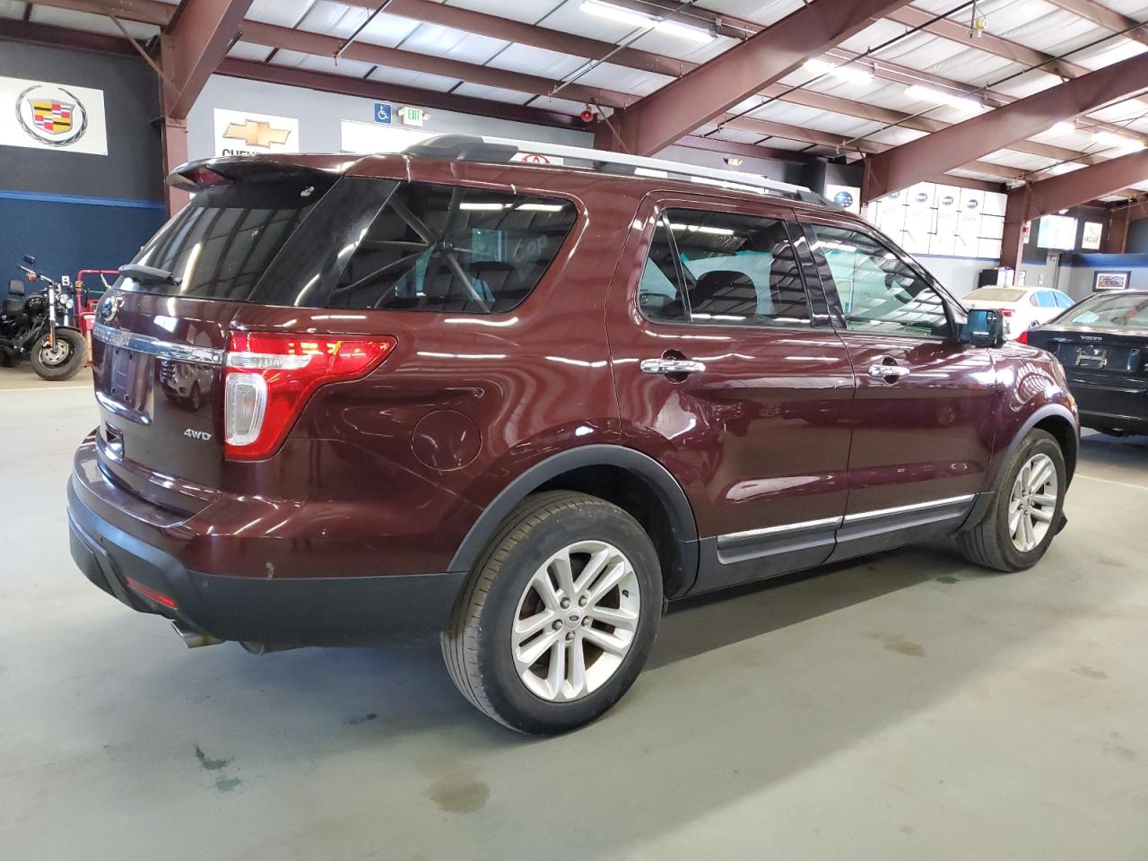 Ford Explorer Xlt Image 13
