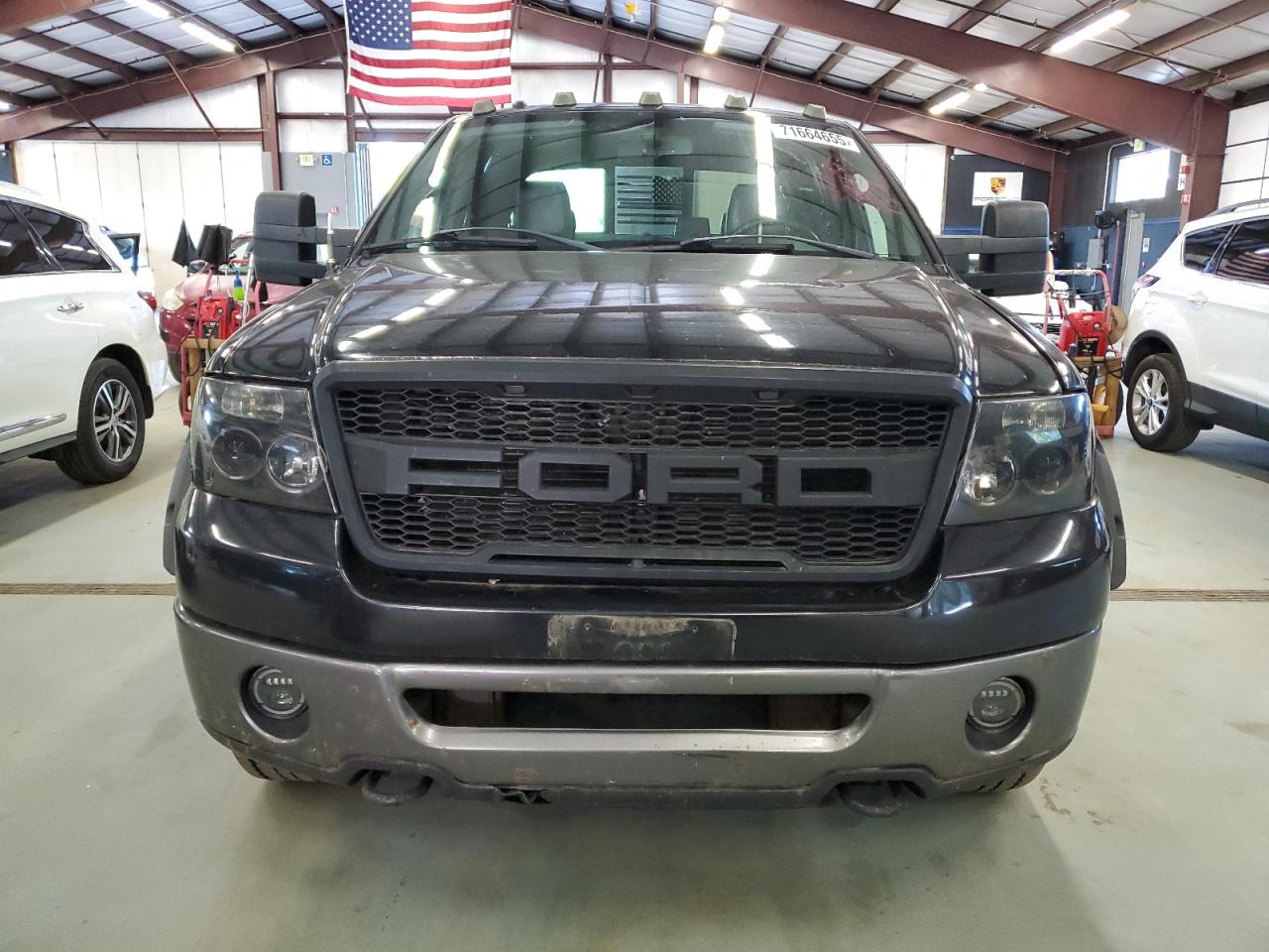 Ford F-150 Supercrew Image 3