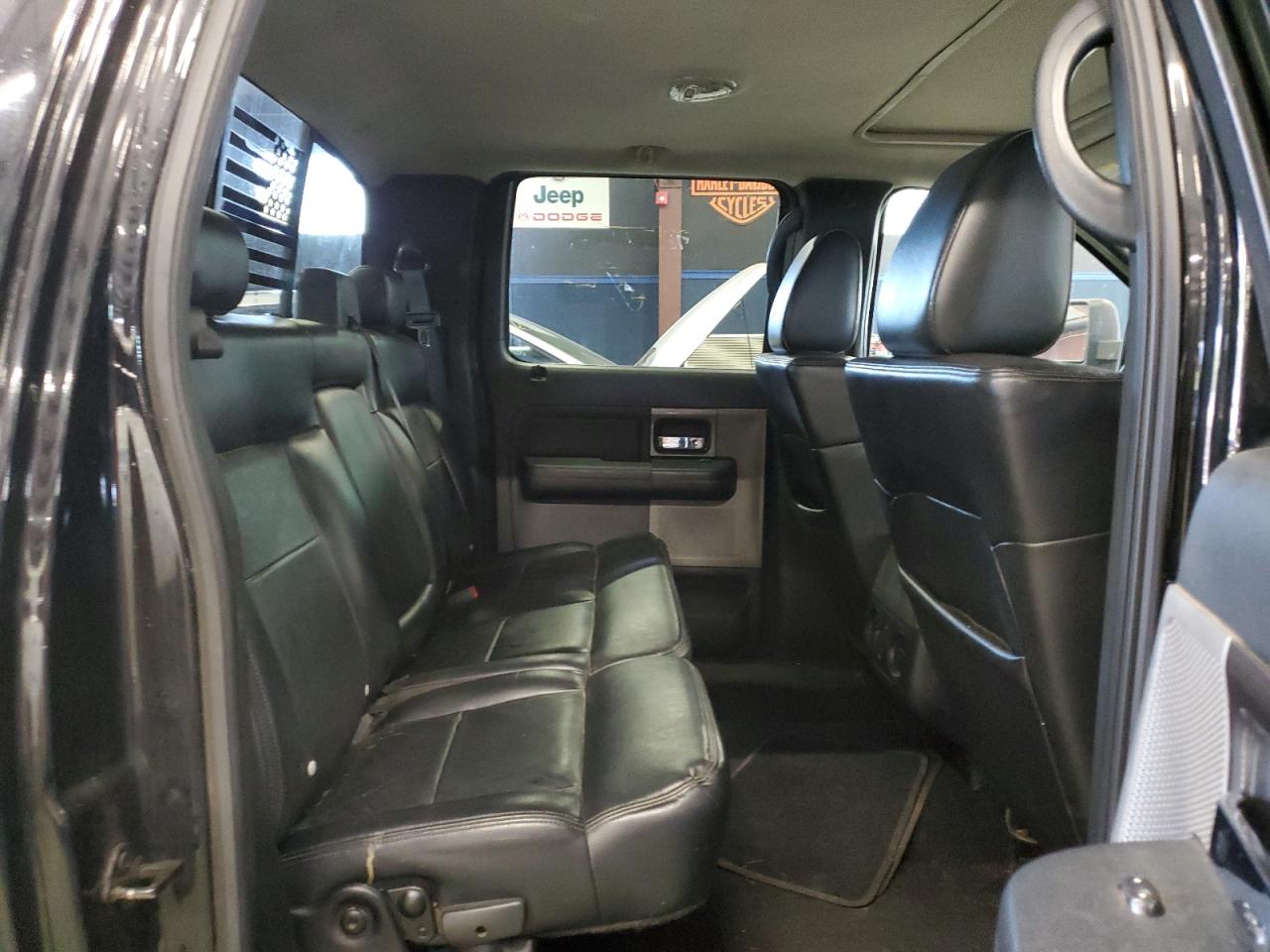 Ford F-150 Supercrew Image 11