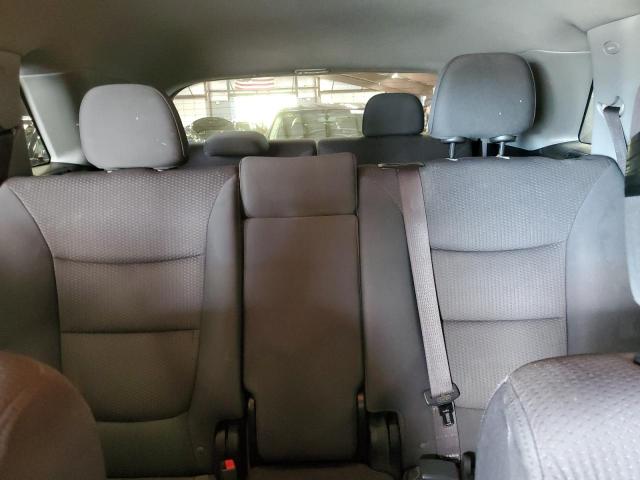 Kia Sorento Base Image 11