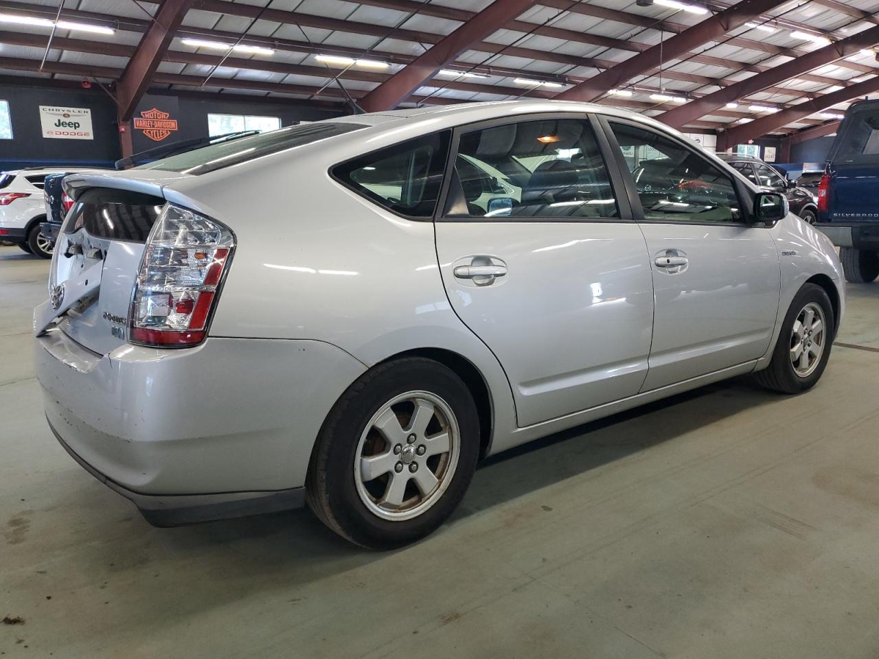 Toyota Prius Image 2