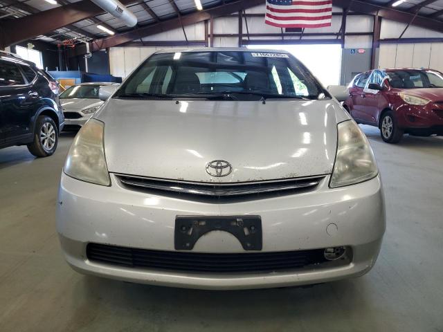 Toyota Prius Image 12