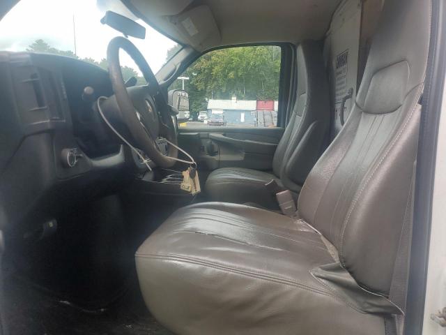 Chev Express Image 5