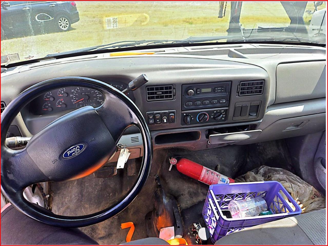 Ford F-650 Super Duty Image 9