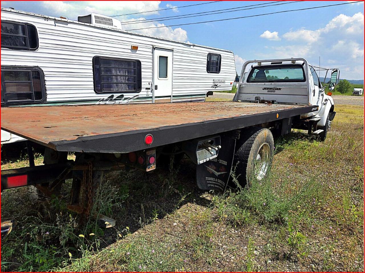 Ford F-650 Super Duty Image 6