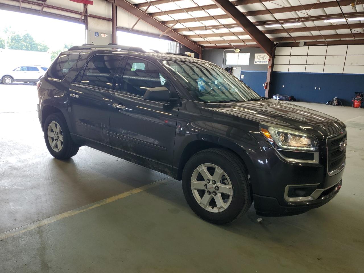 GMC Acadia Sle Image 4