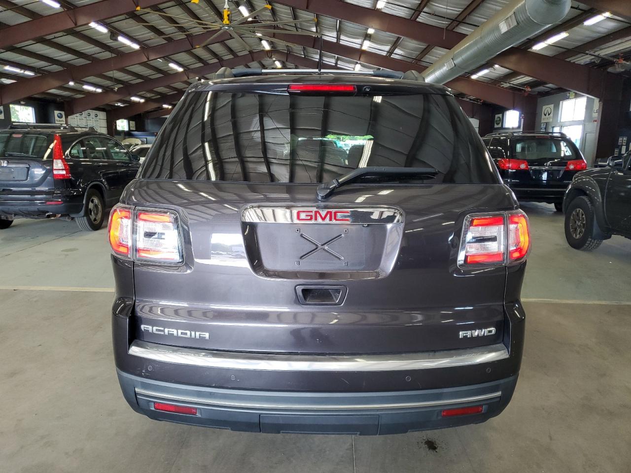 GMC Acadia Sle Image 13