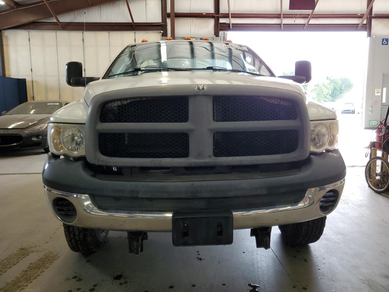 Dodge Ram 3500 St Image 3
