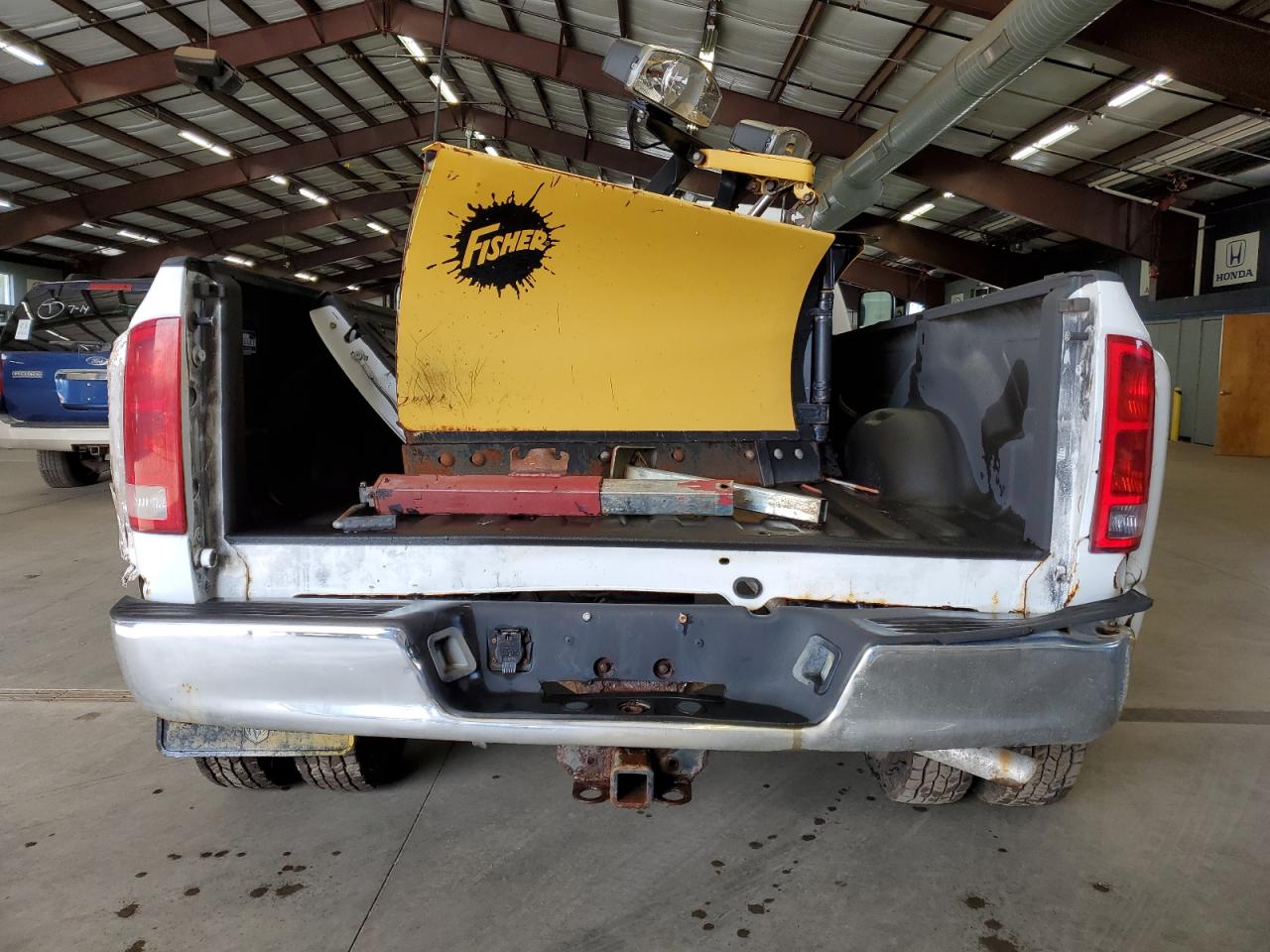 Dodge Ram 3500 St Image 7