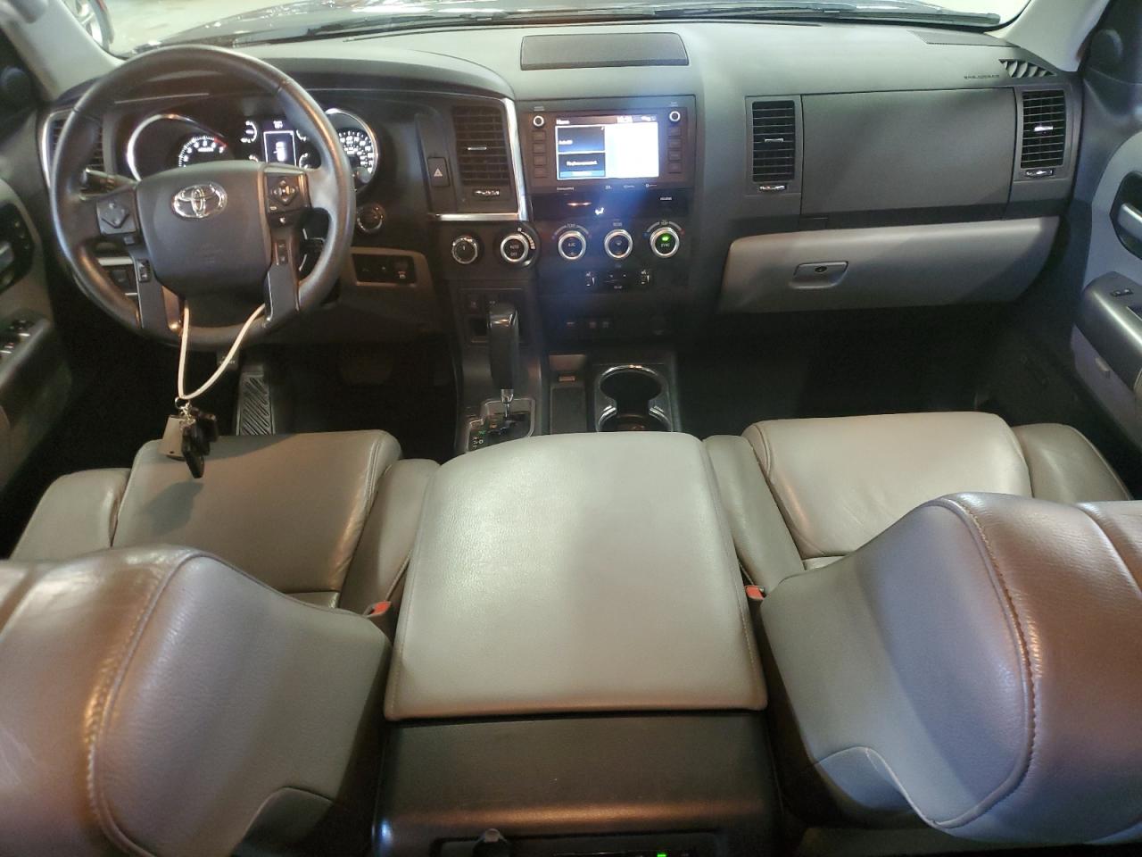 Toyota Sequoia Limited Image 4