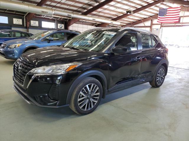  Salvage Nissan Kicks