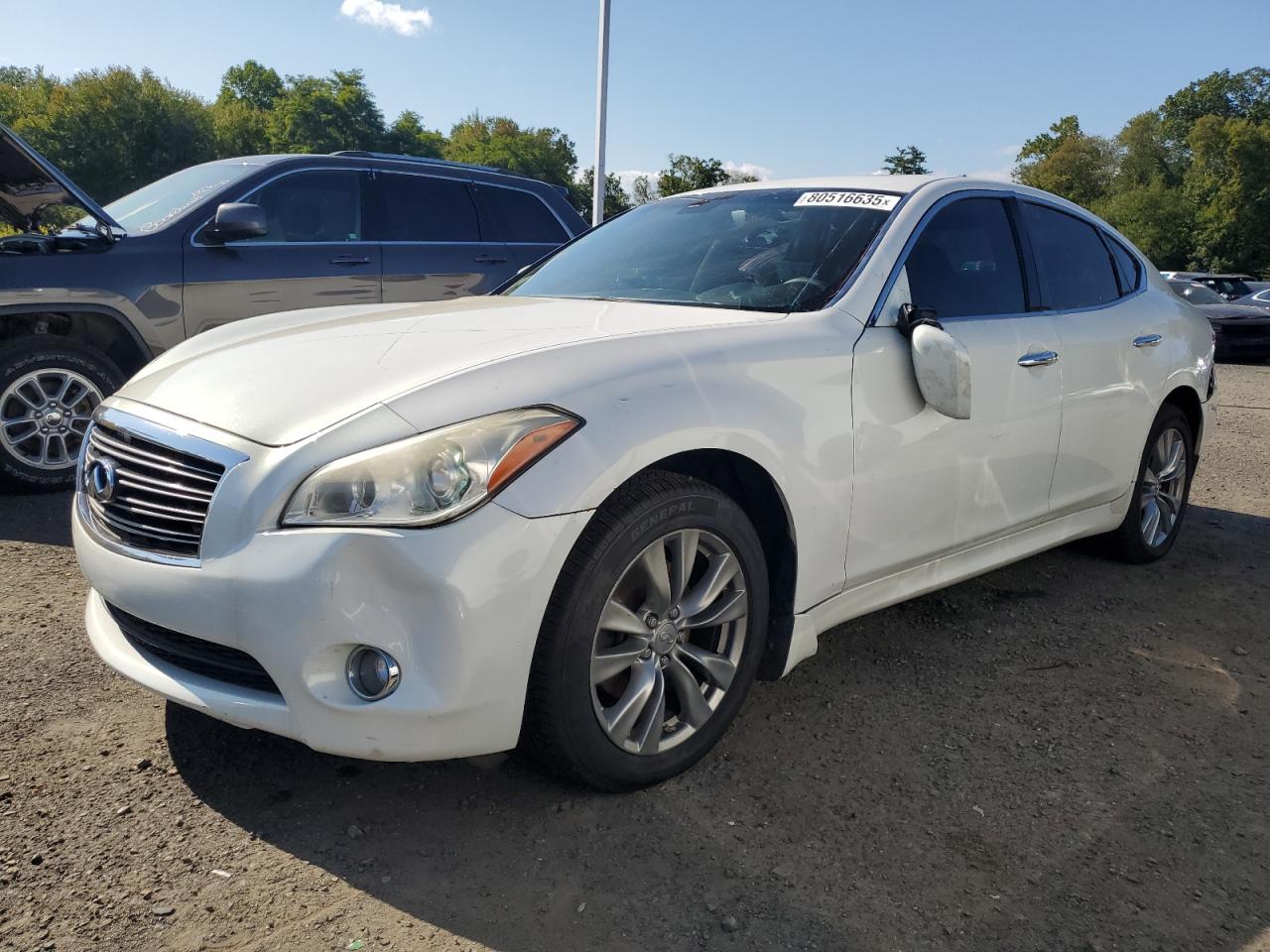 INFINITI M37 X Image 1