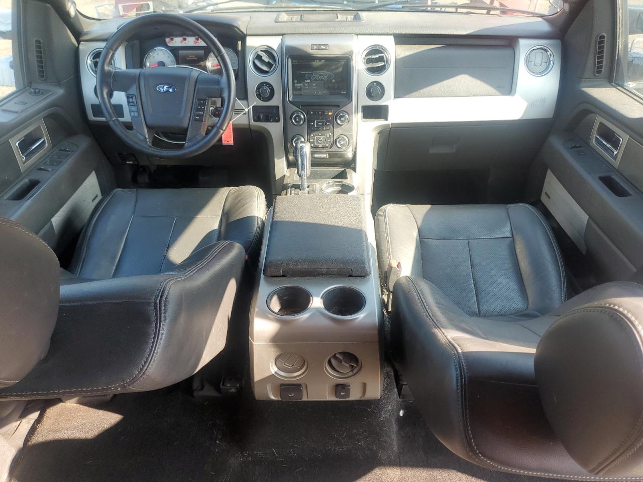 Ford F-150 Supercrew Image 12