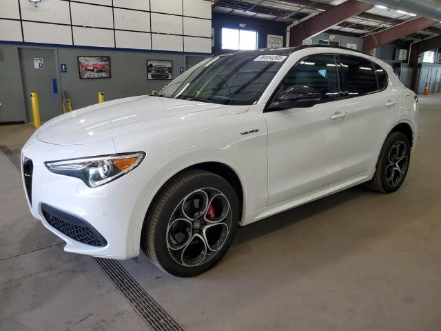  Salvage Alfa Romeo Stelvio