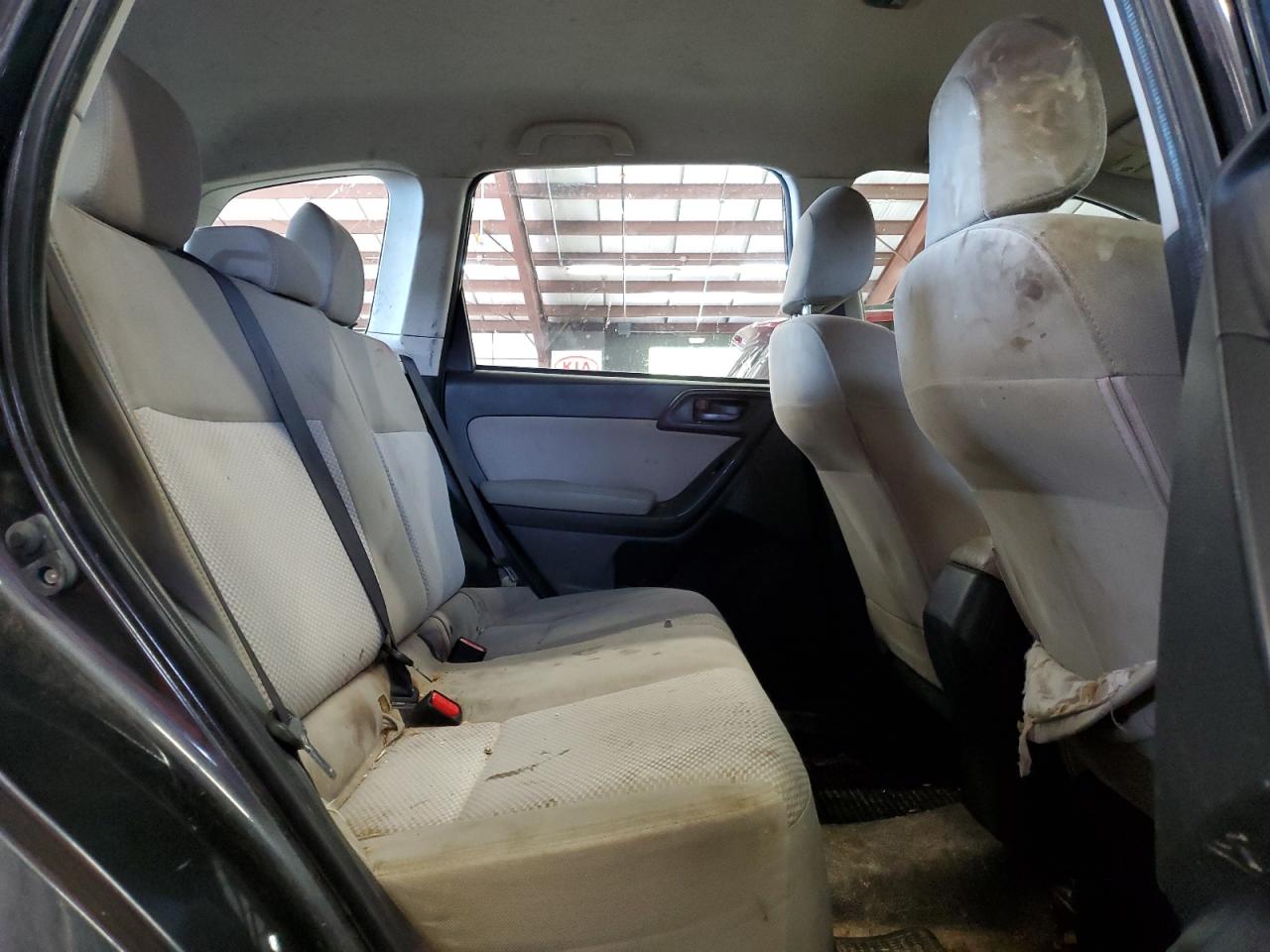 Subaru Forester 2.5i Image 8