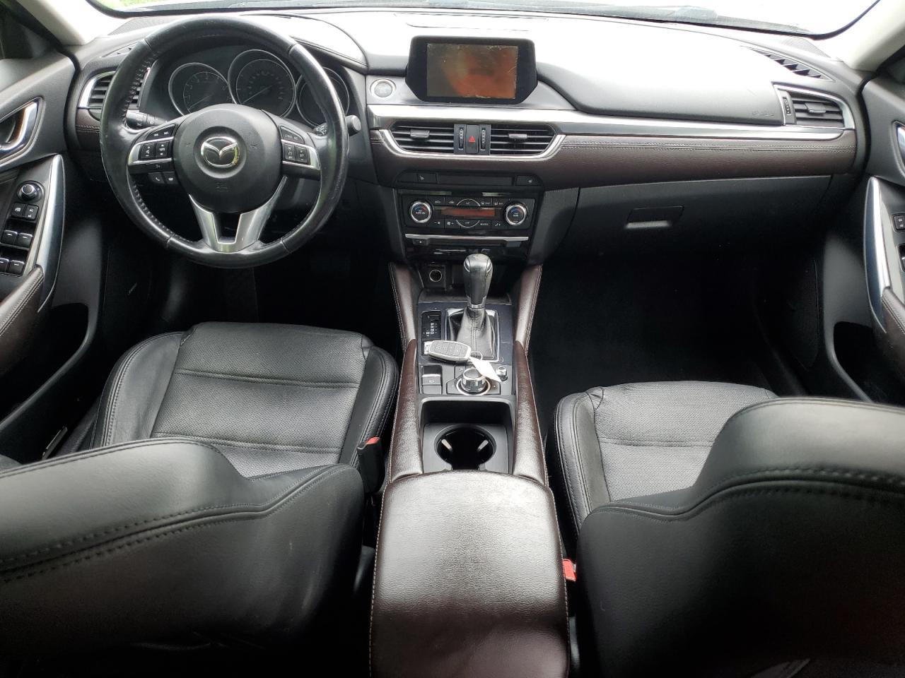 Mazd 6 Grand Touring Image 10