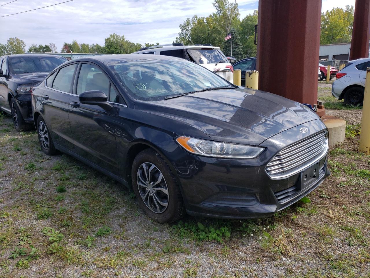 Ford Fusion S Image 1