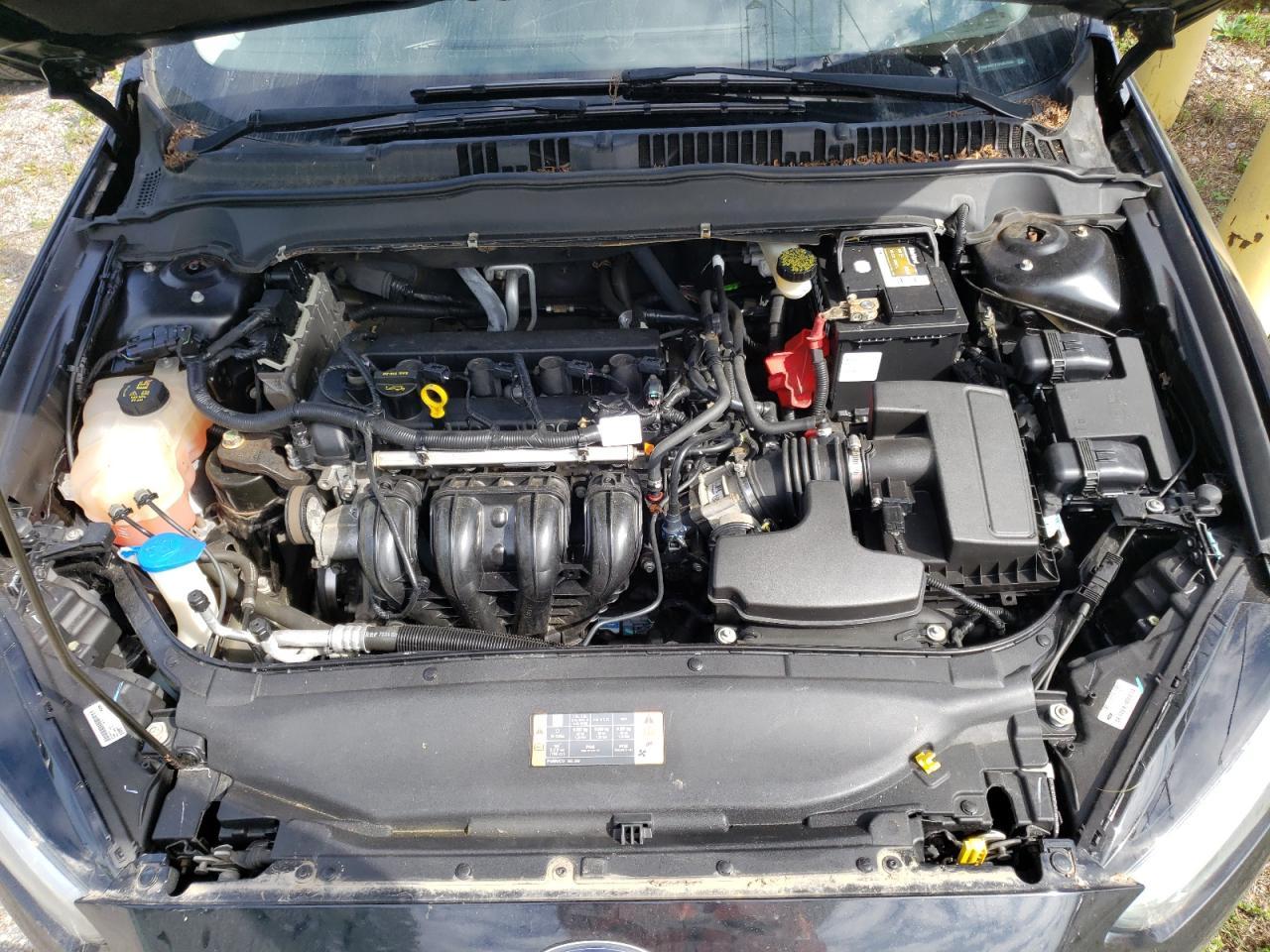 Ford Fusion S Image 6