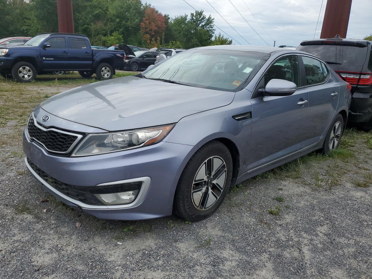 Kia Optima Hybrid Image 2