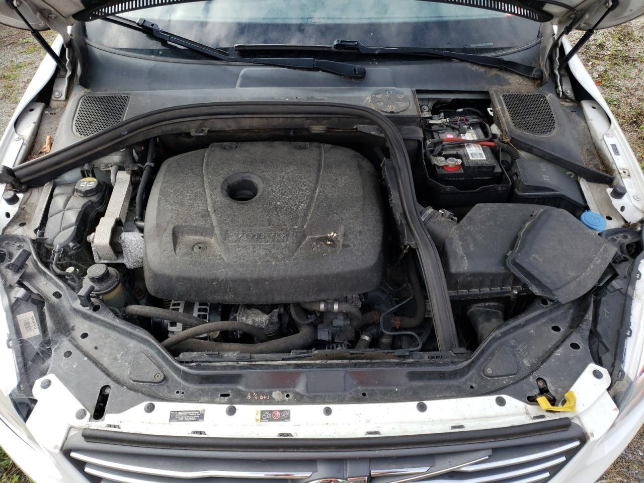 Volv XC60 T5 Dynamic Image 4