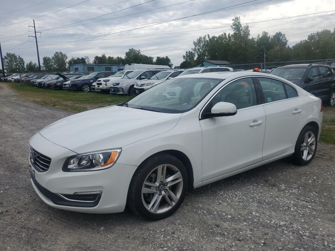 Volv S60 Premier Image 9
