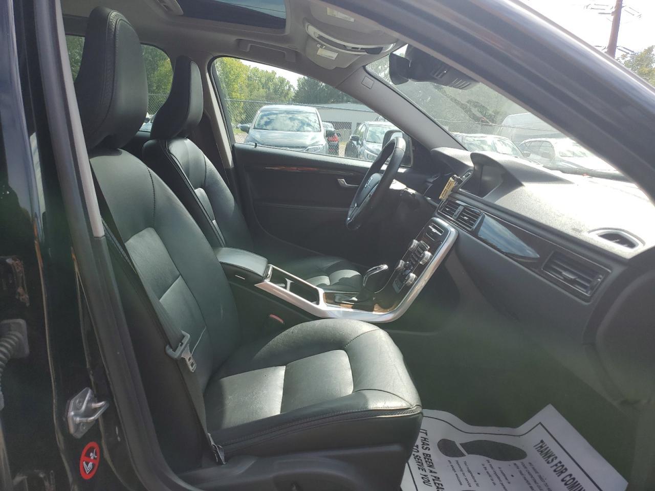 Volv XC70 T6 Platinum Image 4