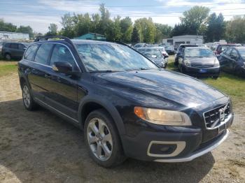  Salvage Volv XC70