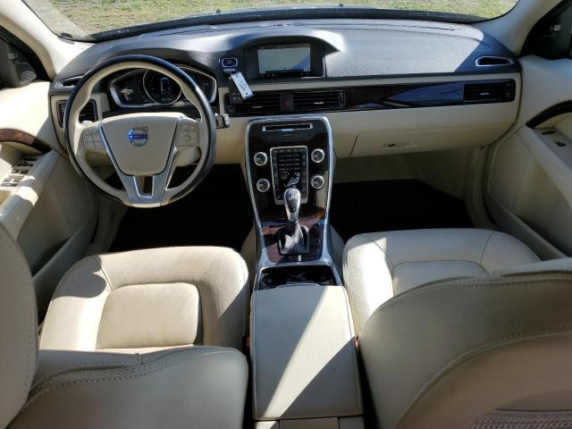 Volv XC70 T5 Platinum Image 4