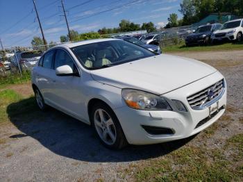  Salvage Volv S60