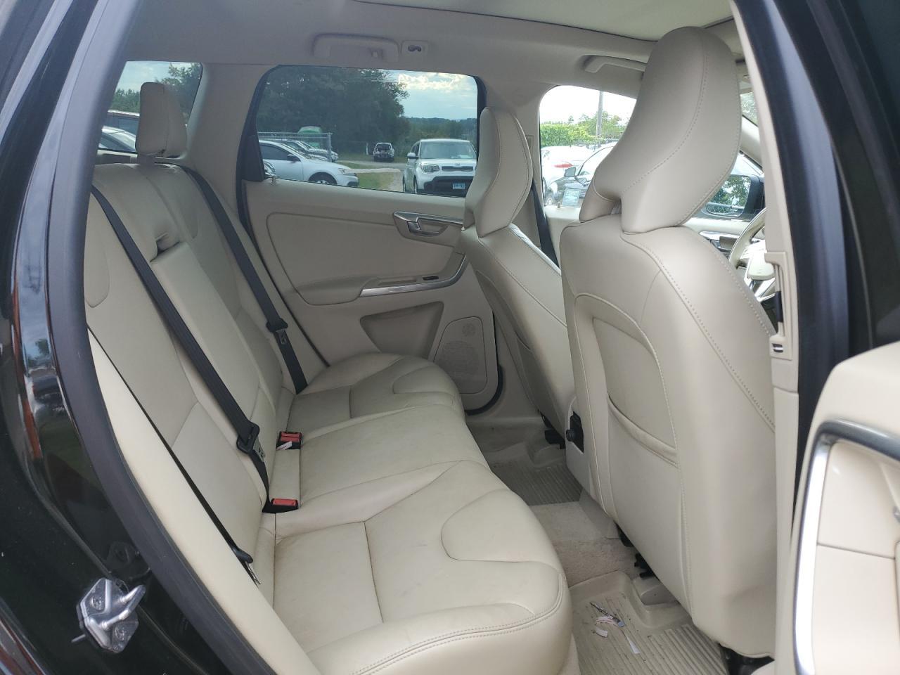 Volv XC60 T6 Premier Image 7