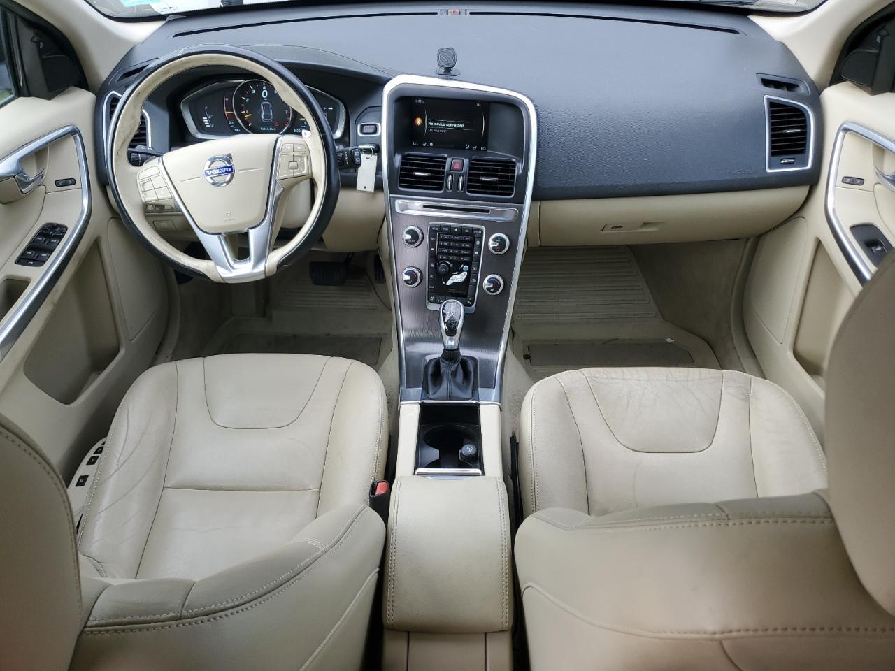Volv XC60 T6 Premier Image 5