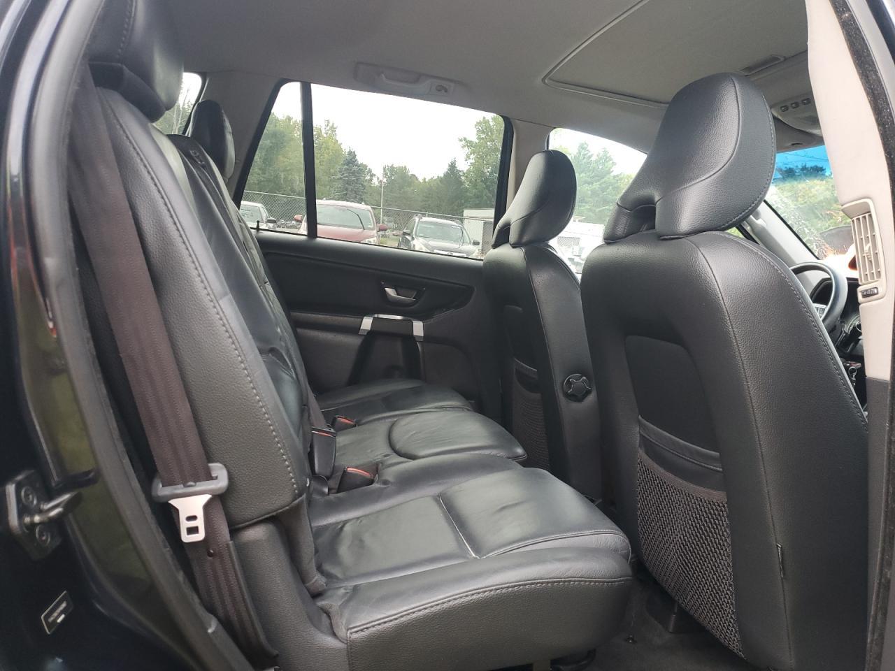 Volv XC90 3.2 Image 3