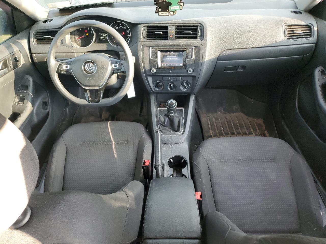 Volk Jetta S Image 9