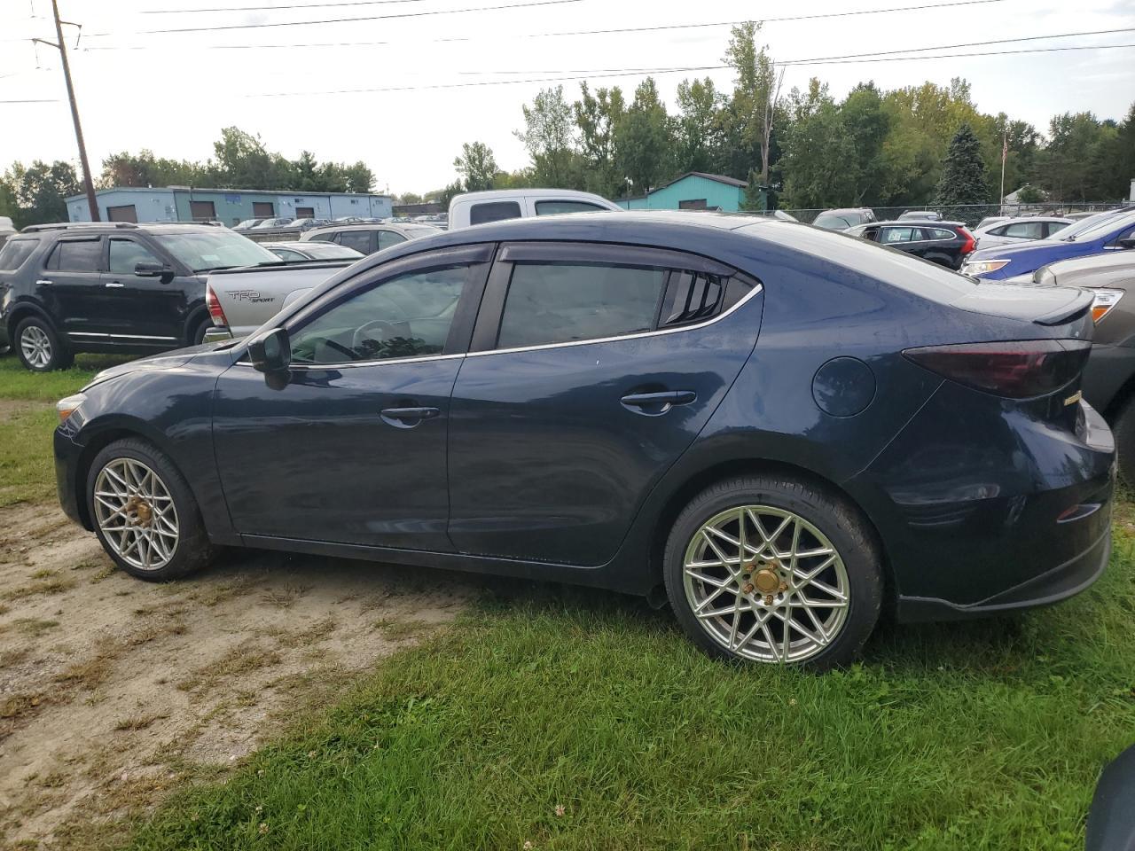 Mazd 3 Touring Image 6