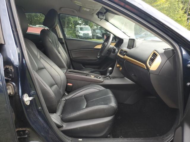 Mazd 3 Touring Image 3