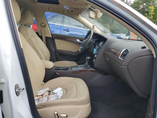 Audi A4 Premium Image 2