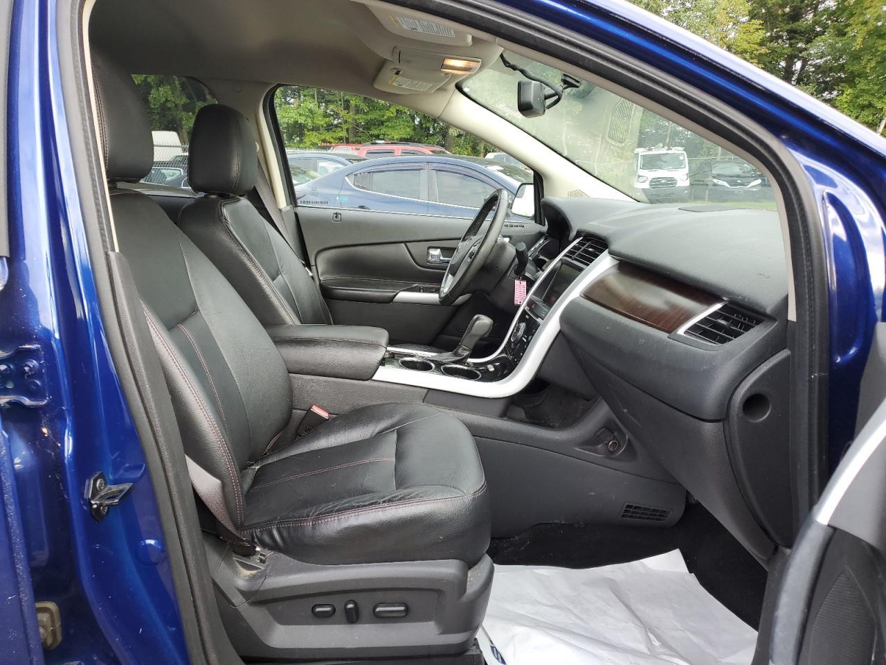 Ford Edge Limited Image 5