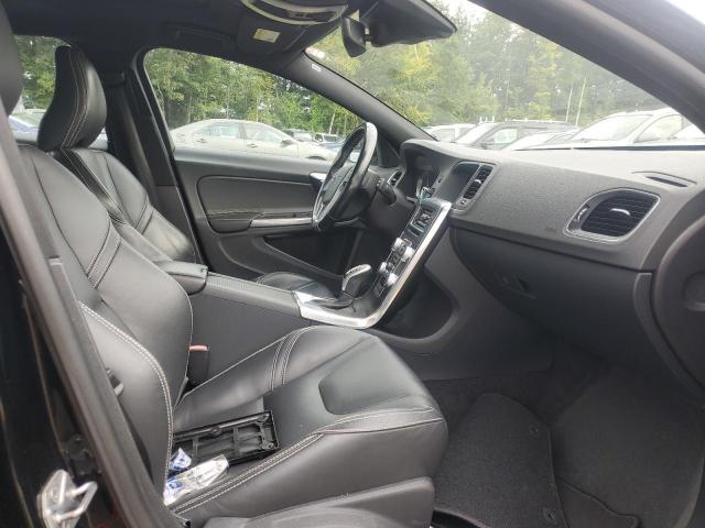 Volv V60 Premier Image 6