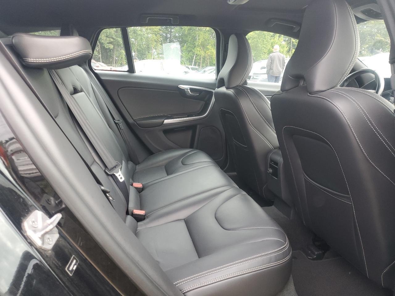 Volv V60 Premier Image 5